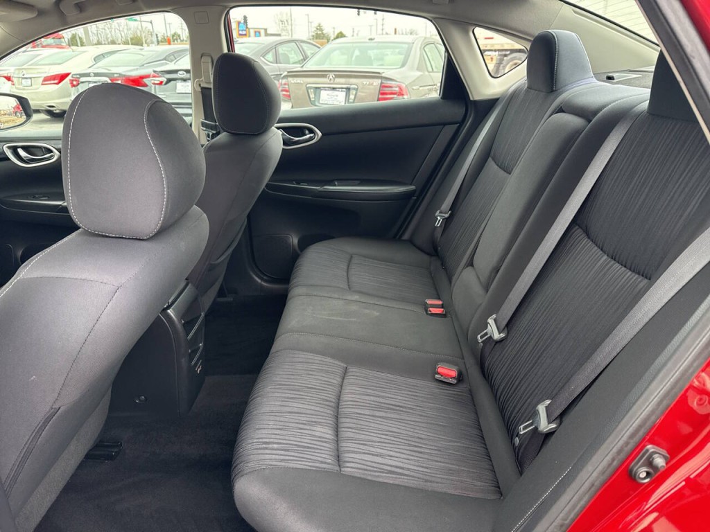 2019 Nissan Sentra Image 35