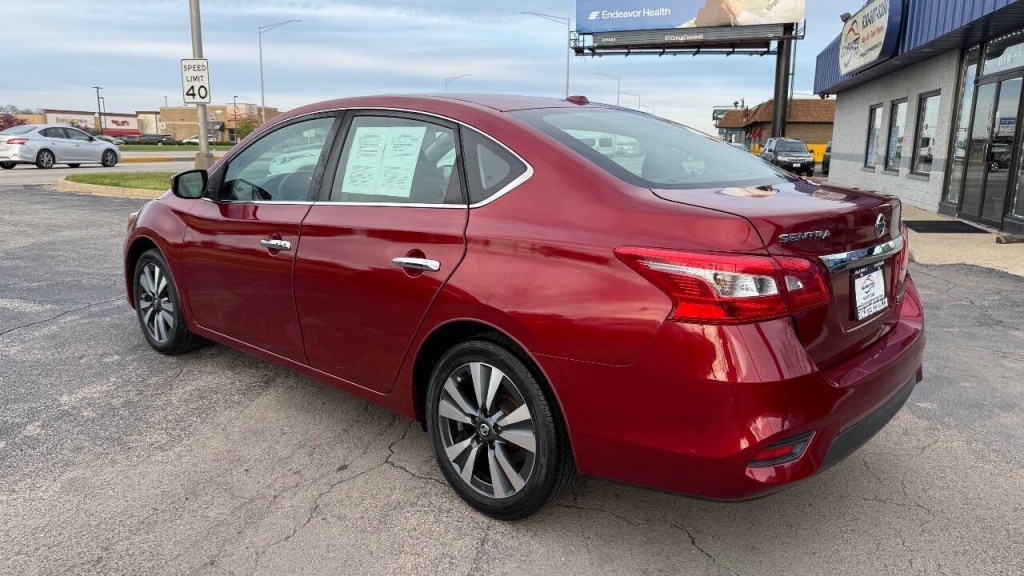 2019 Nissan Sentra Image 4