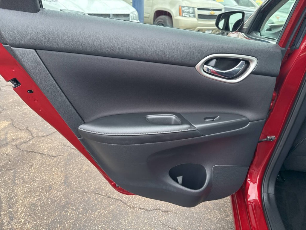 2019 Nissan Sentra Image 10