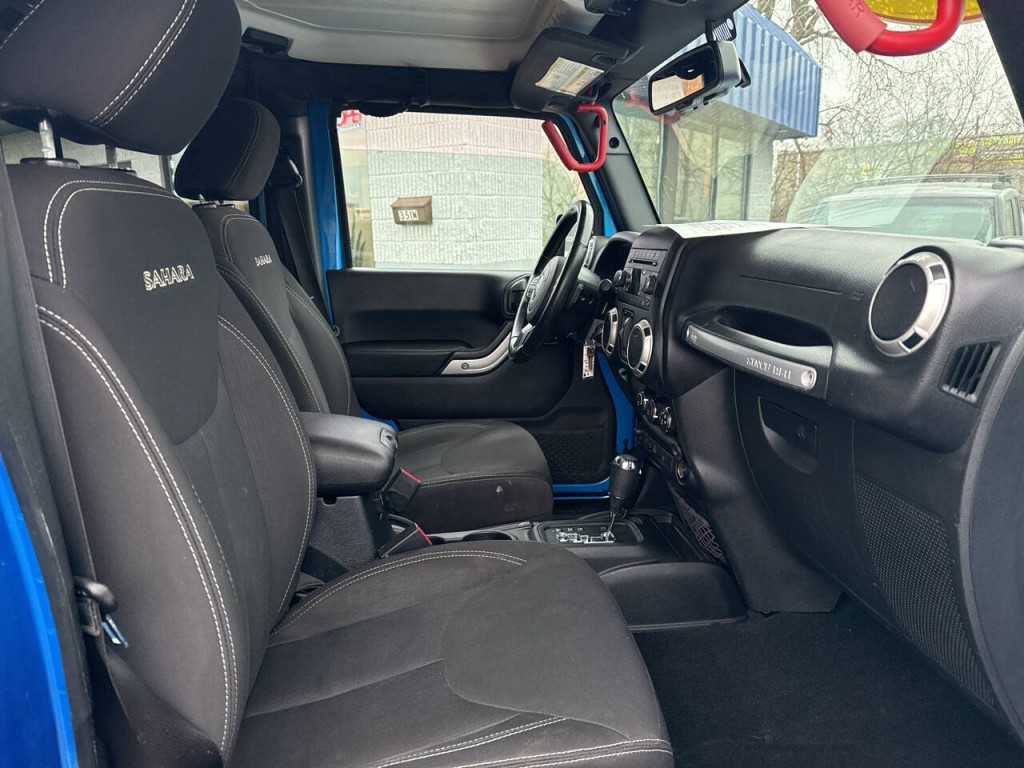 2016 Jeep Wrangler Unlimited Image 32