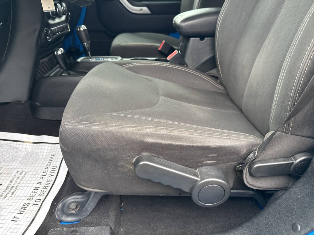 2016 Jeep Wrangler Unlimited Image 31