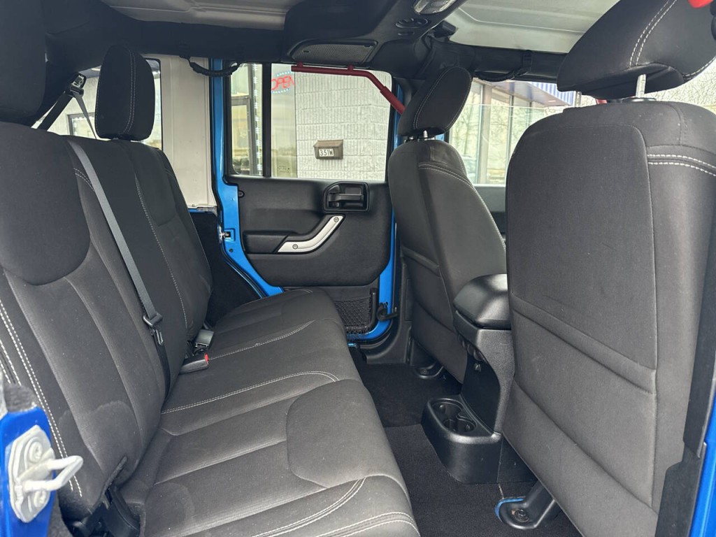 2016 Jeep Wrangler Unlimited Image 38