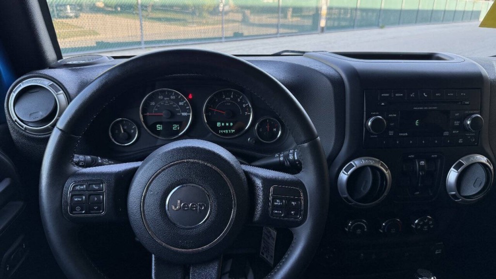 2016 Jeep Wrangler Unlimited Image 15