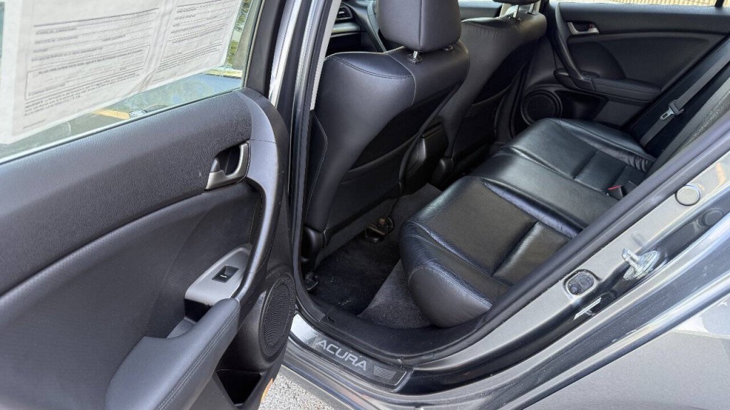 2010 Acura TSX Image 14