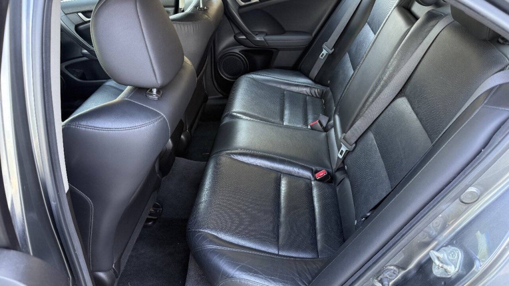 2010 Acura TSX Image 15