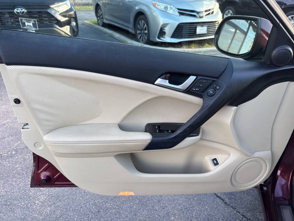 2012 Acura TSX Image 13