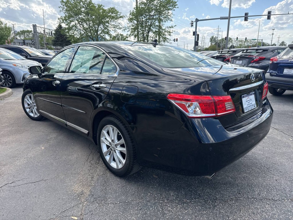 2011 Lexus ES 350 Image 5