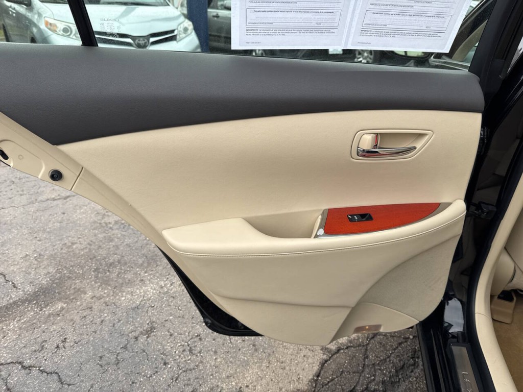 2011 Lexus ES 350 Image 14