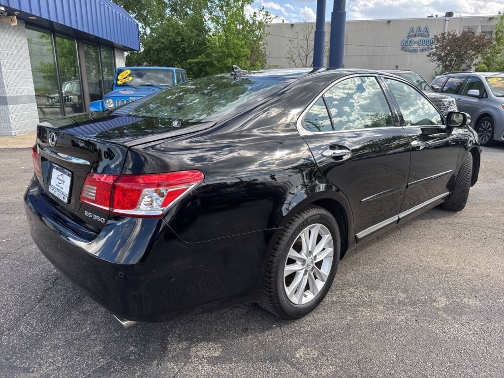 2011 Lexus ES 350 Image 4