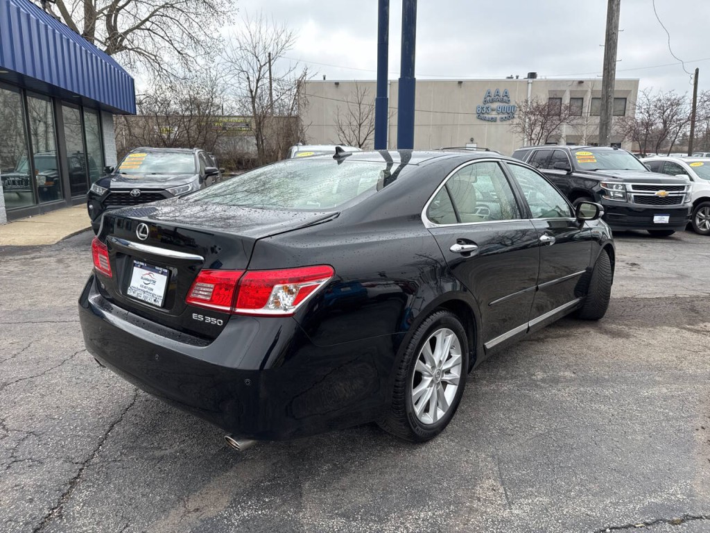 2011 Lexus ES 350 Image 5