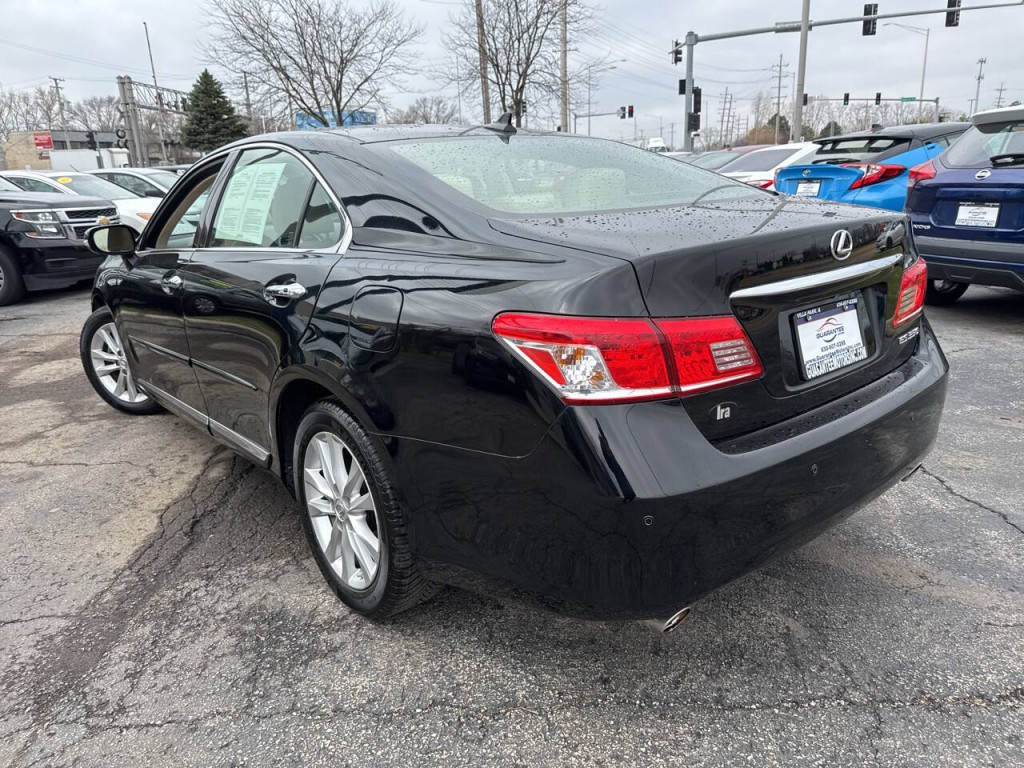 2011 Lexus ES 350 Image 7