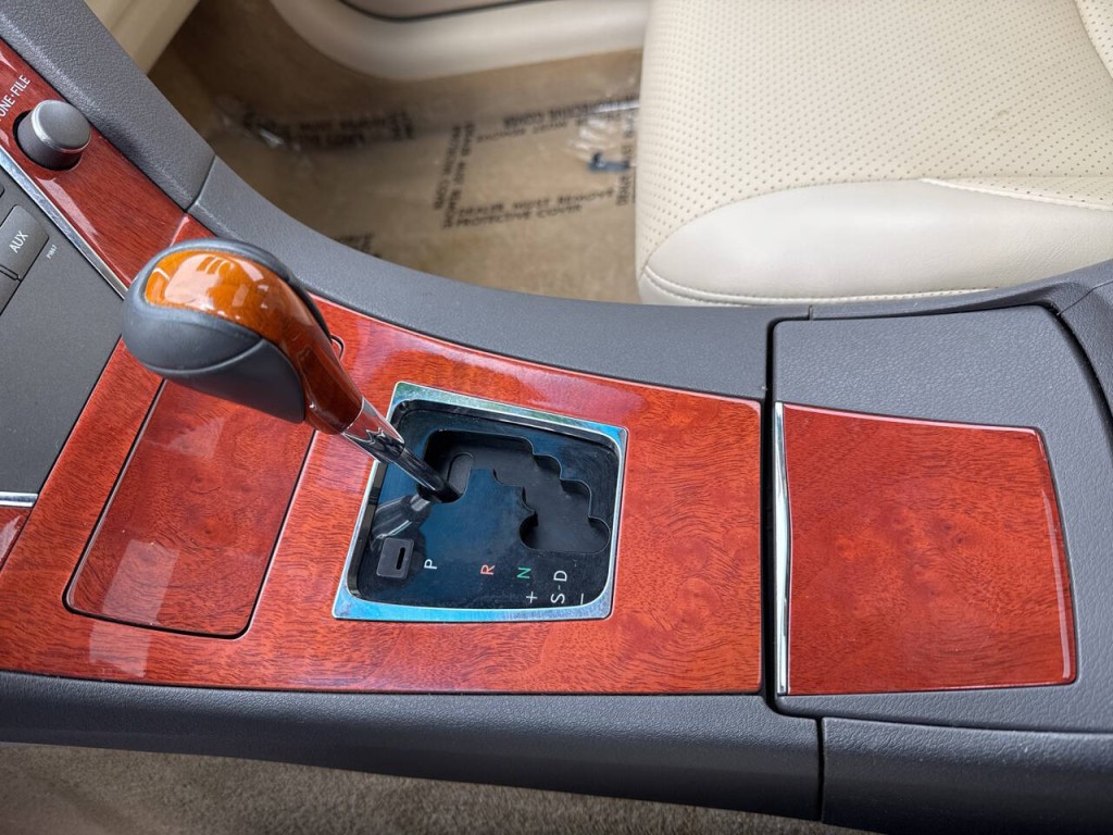 2011 Lexus ES 350 Image 27