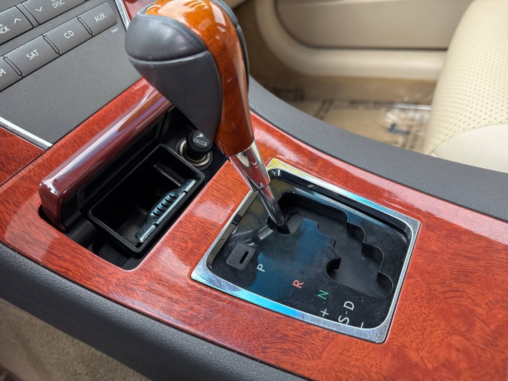 2011 Lexus ES 350 Image 28