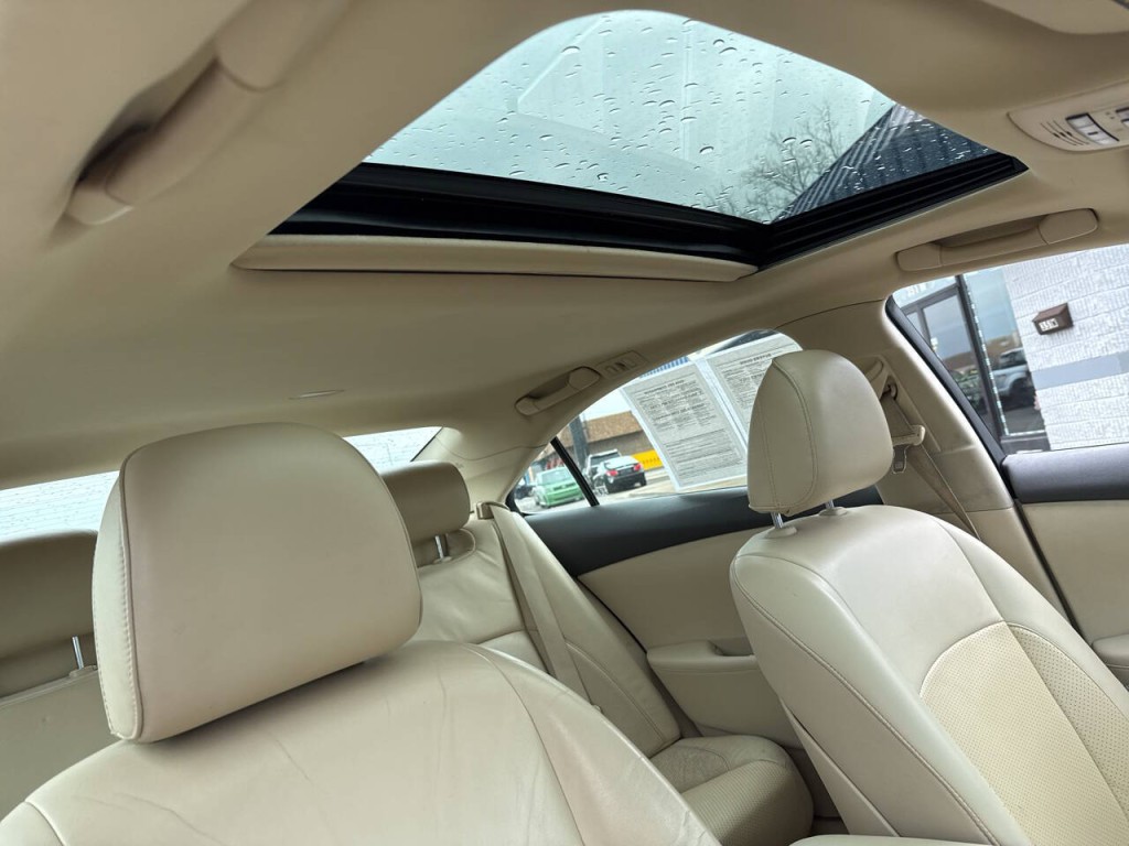 2011 Lexus ES 350 Image 46