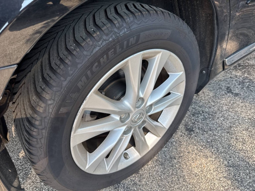 2011 Lexus ES 350 Image 50