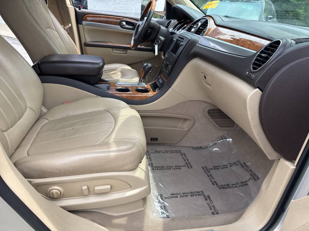 2010 Buick Enclave Image 25