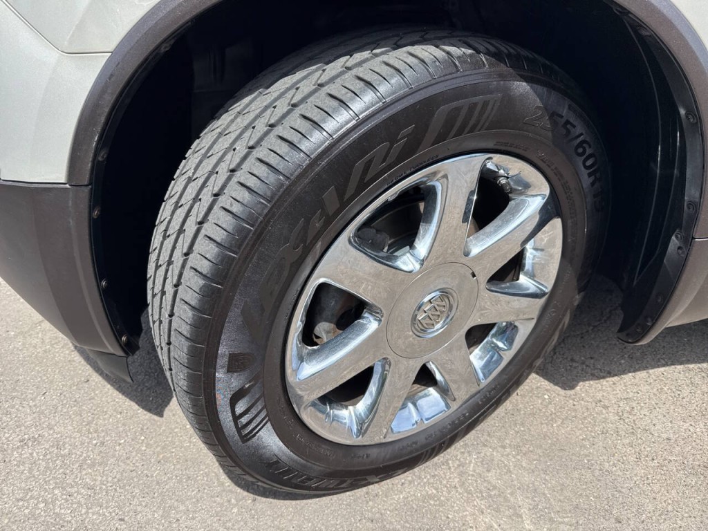 2010 Buick Enclave Image 38