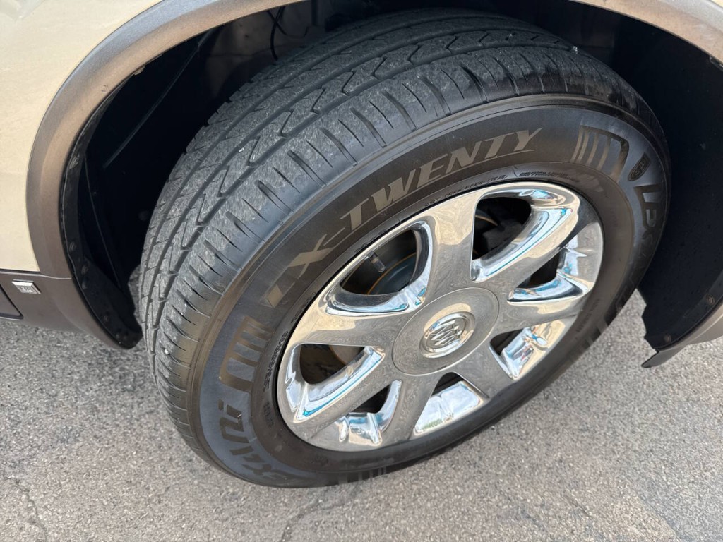 2010 Buick Enclave Image 39