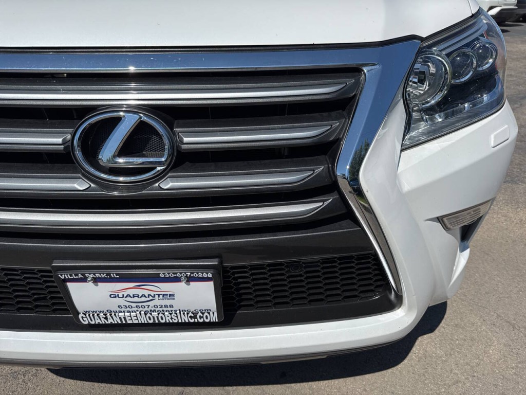 2016 Lexus GX 460 Image 12