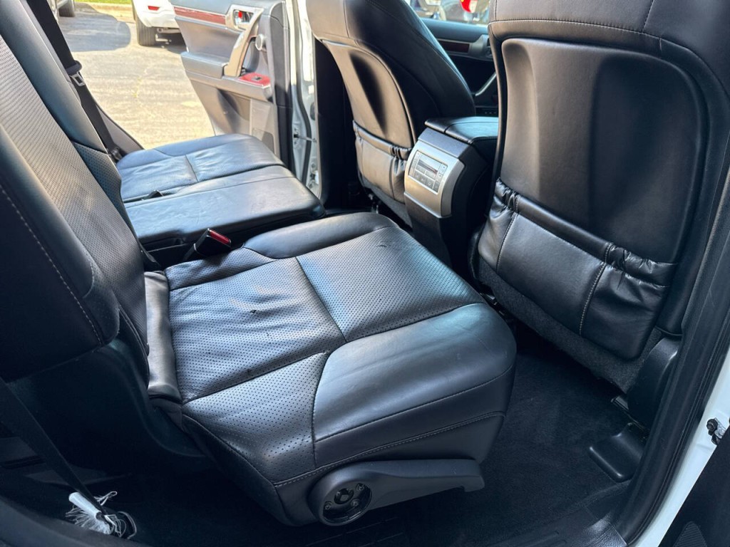 2016 Lexus GX 460 Image 52
