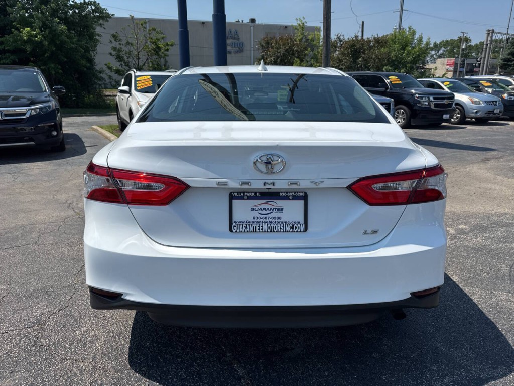 2019 Toyota Camry Image 5