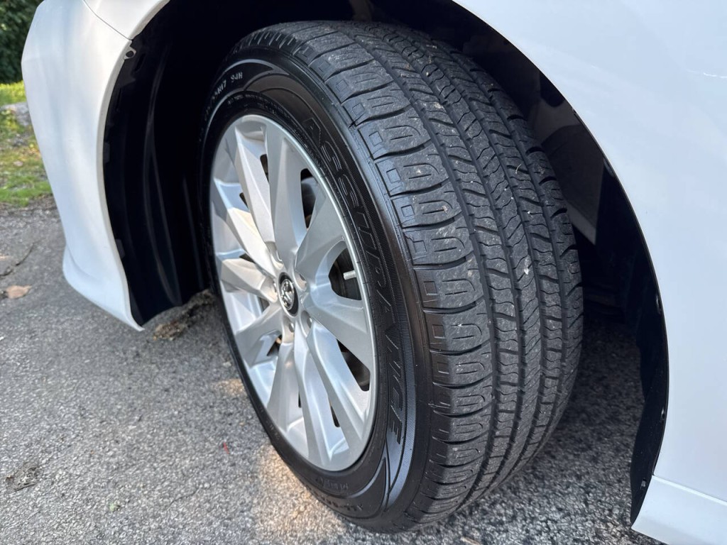 2019 Toyota Camry Image 45