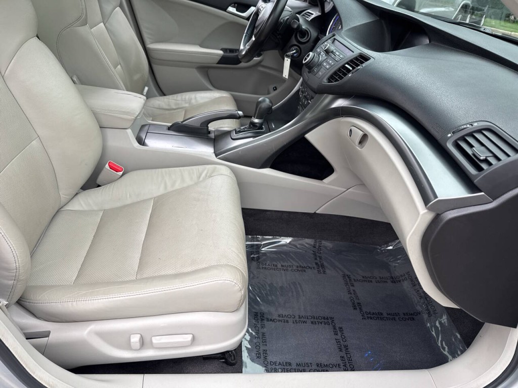 2013 Acura TSX Image 30