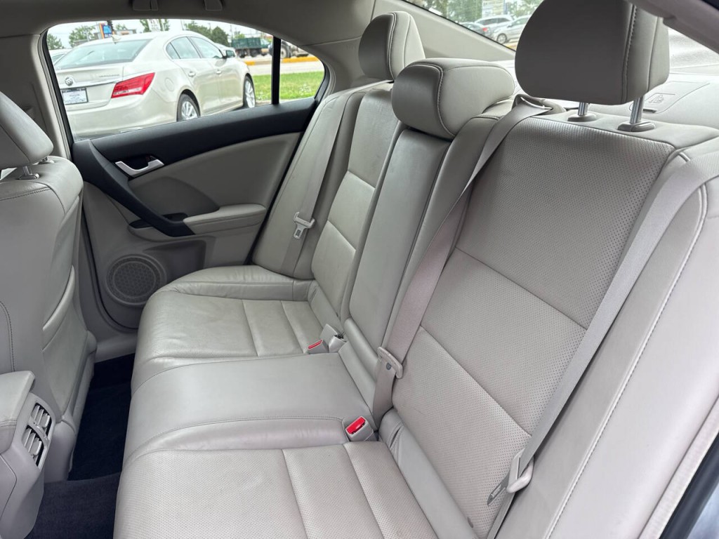 2013 Acura TSX Image 39