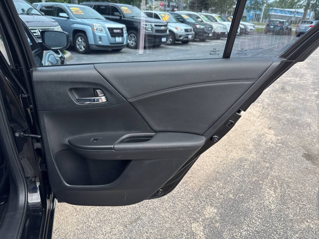 2014 Honda Accord Image 15