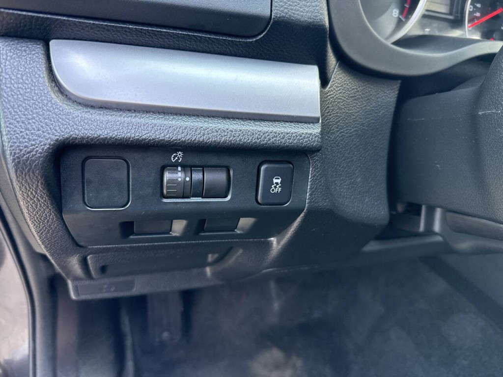 2014 Subaru Crosstrek Image 16