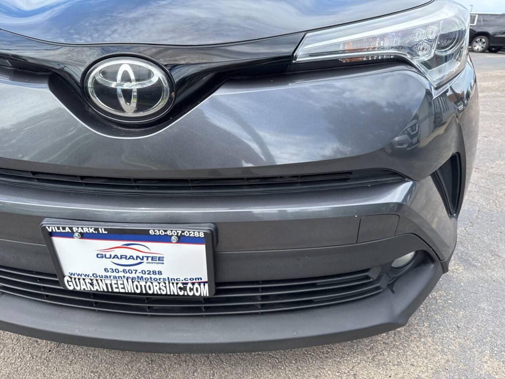 2018 Toyota C-HR Image 11
