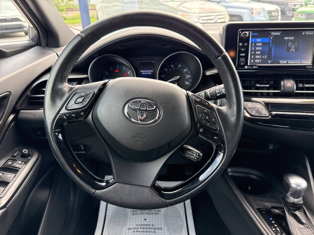 2018 Toyota C-HR Image 20