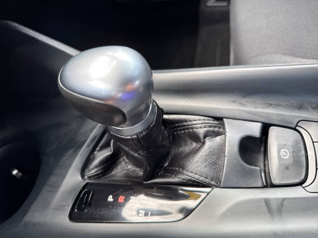 2018 Toyota C-HR Image 29
