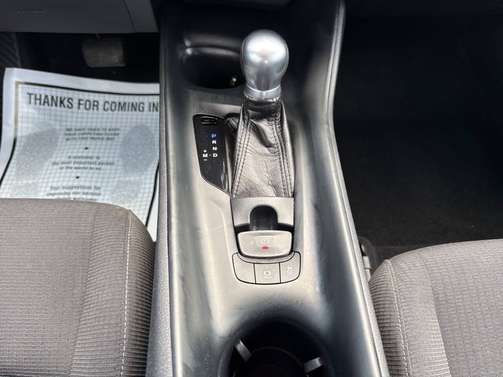 2018 Toyota C-HR Image 31