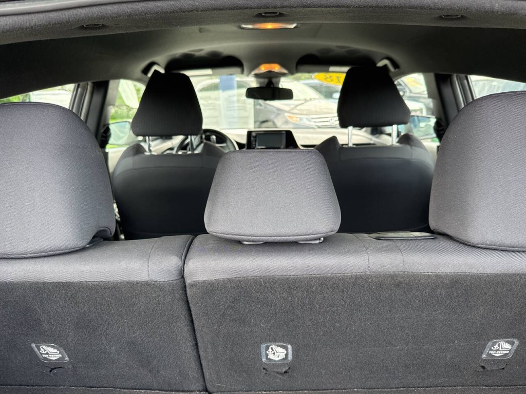 2018 Toyota C-HR Image 51