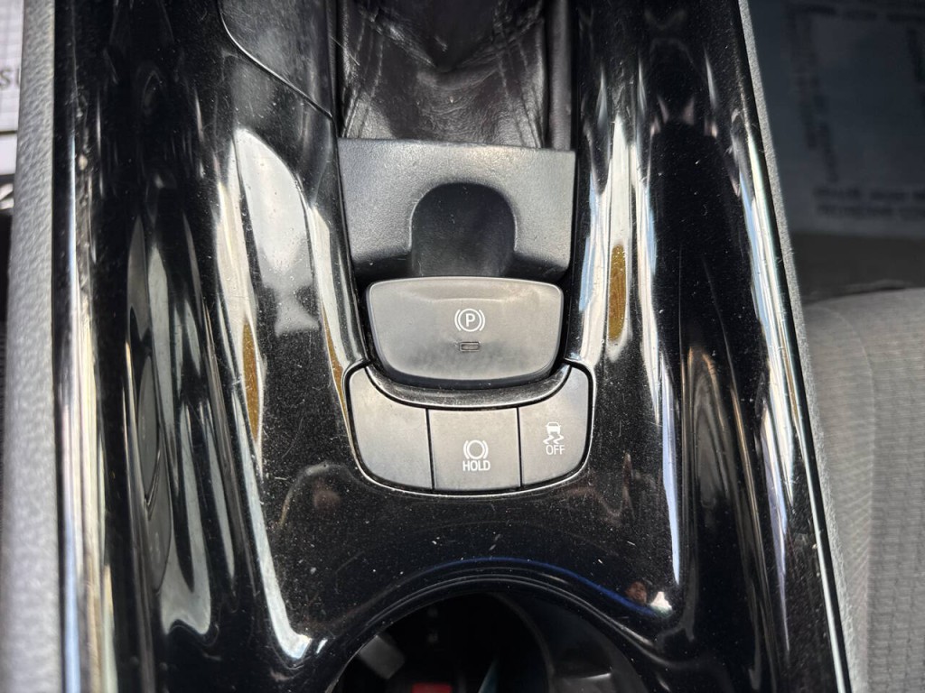 2019 Toyota C-HR Image 27