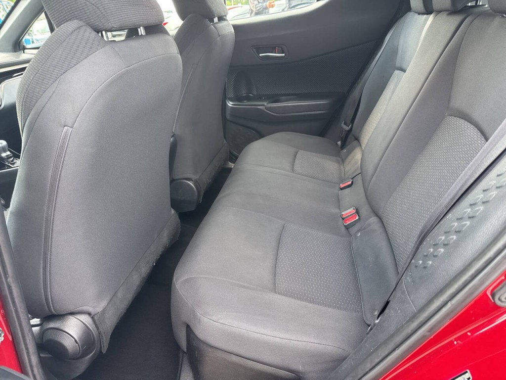 2019 Toyota C-HR Image 41