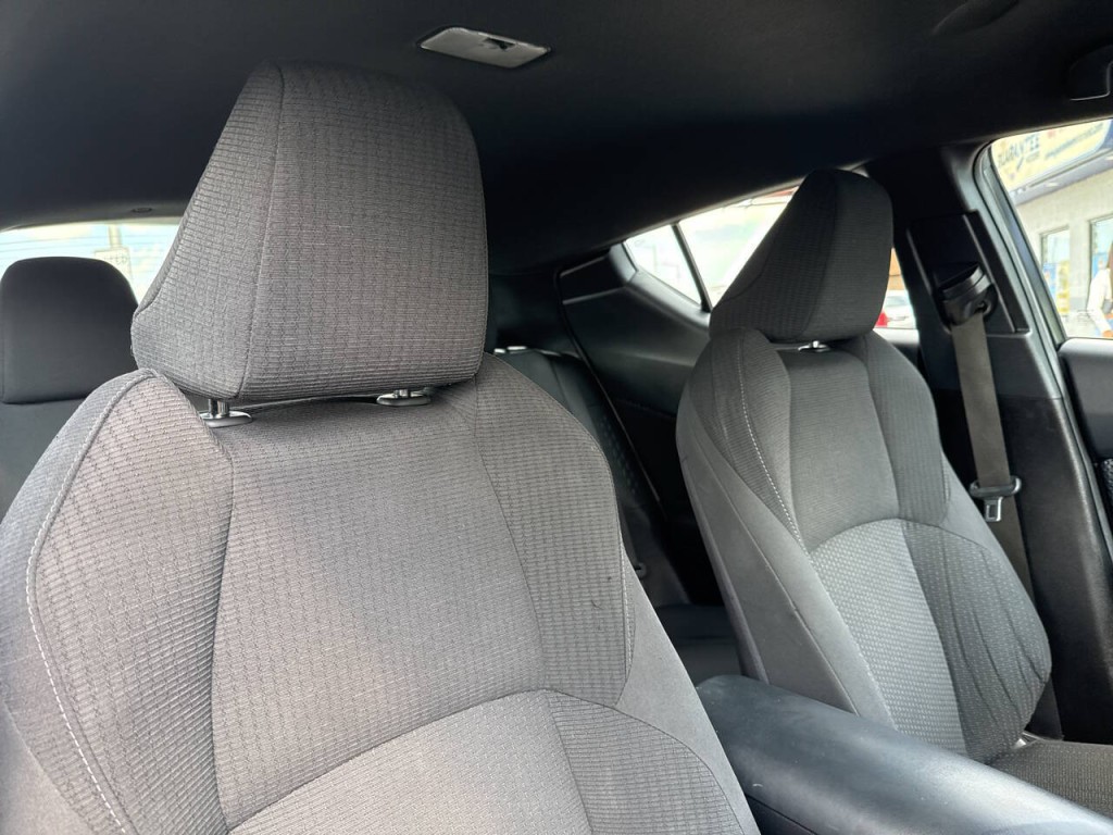 2019 Toyota C-HR Image 44