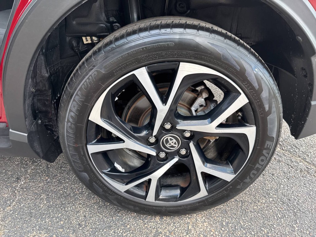 2019 Toyota C-HR Image 48