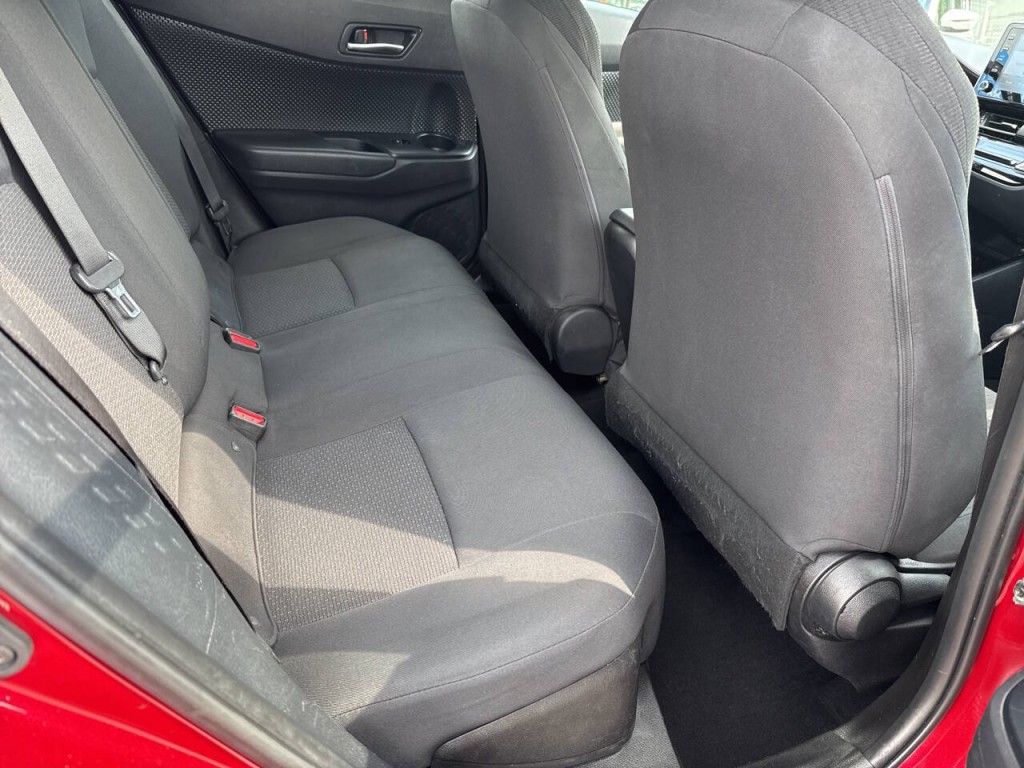2019 Toyota C-HR Image 37