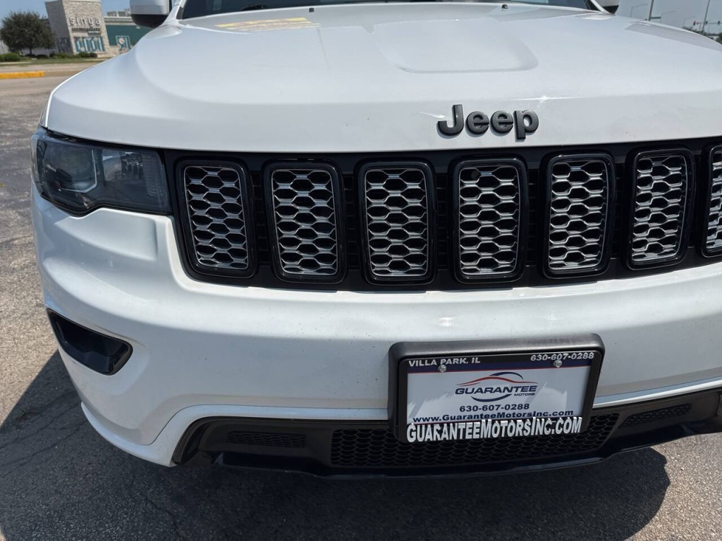 2018 Jeep Grand Cherokee Image 8