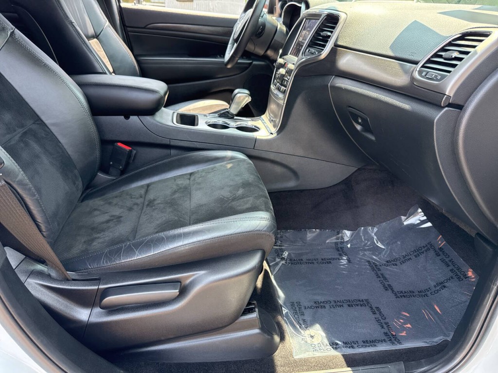 2018 Jeep Grand Cherokee Image 40