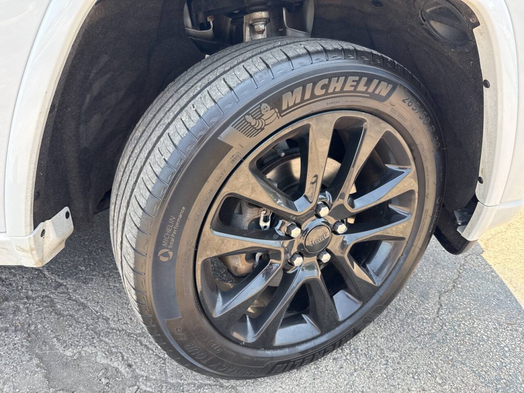 2018 Jeep Grand Cherokee Image 57