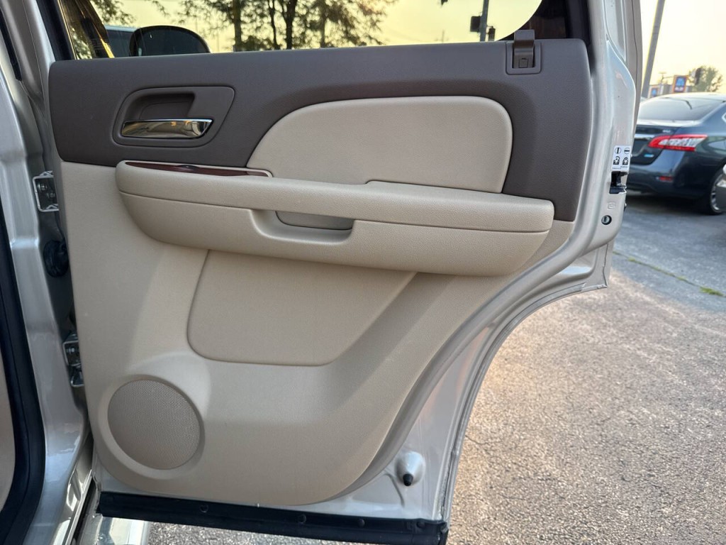 2014 Chevrolet Tahoe Image 17