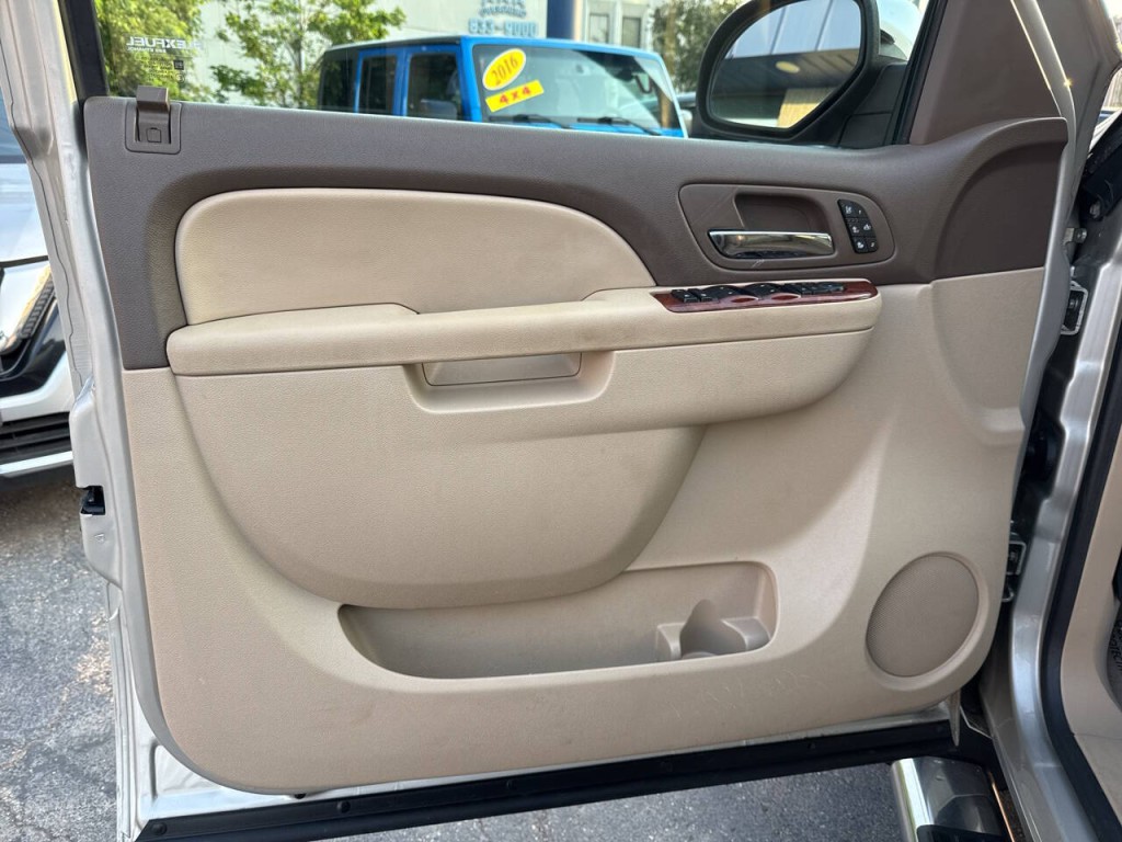 2014 Chevrolet Tahoe Image 19