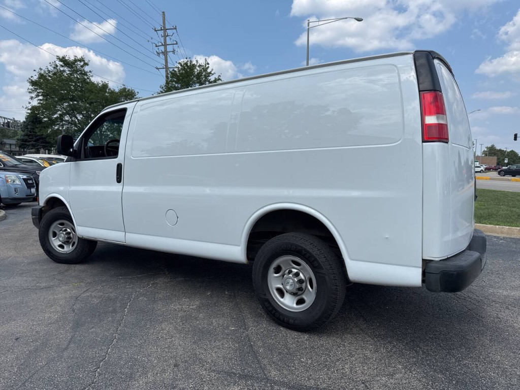 2014 Chevrolet Express Image 6