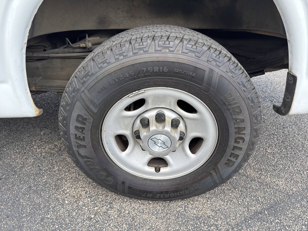 2014 Chevrolet Express Image 49
