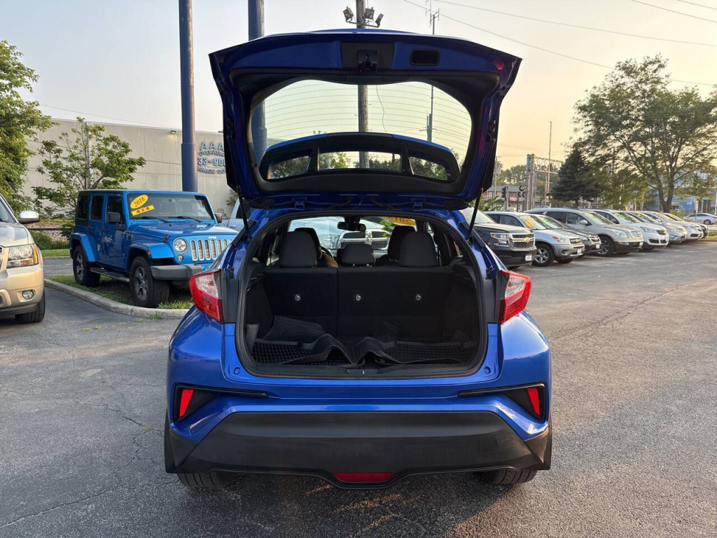 2018 Toyota C-HR Image 13