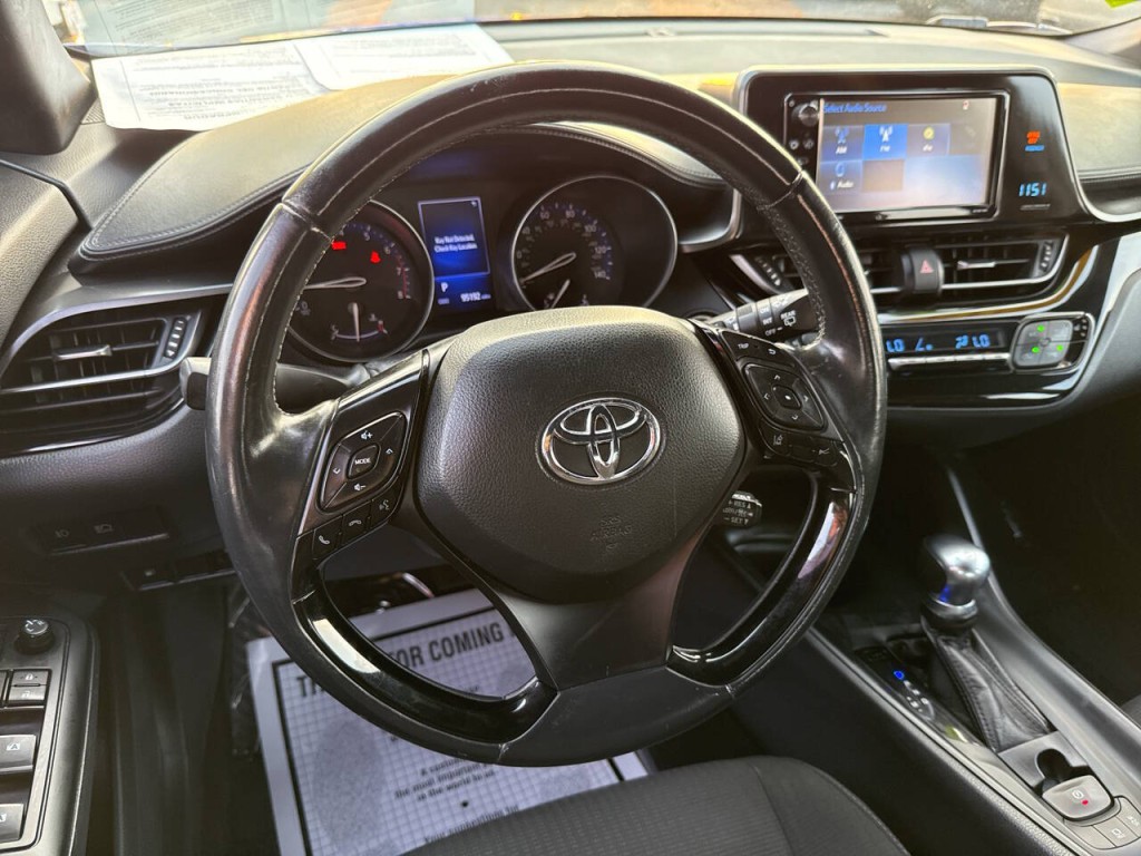 2018 Toyota C-HR Image 20