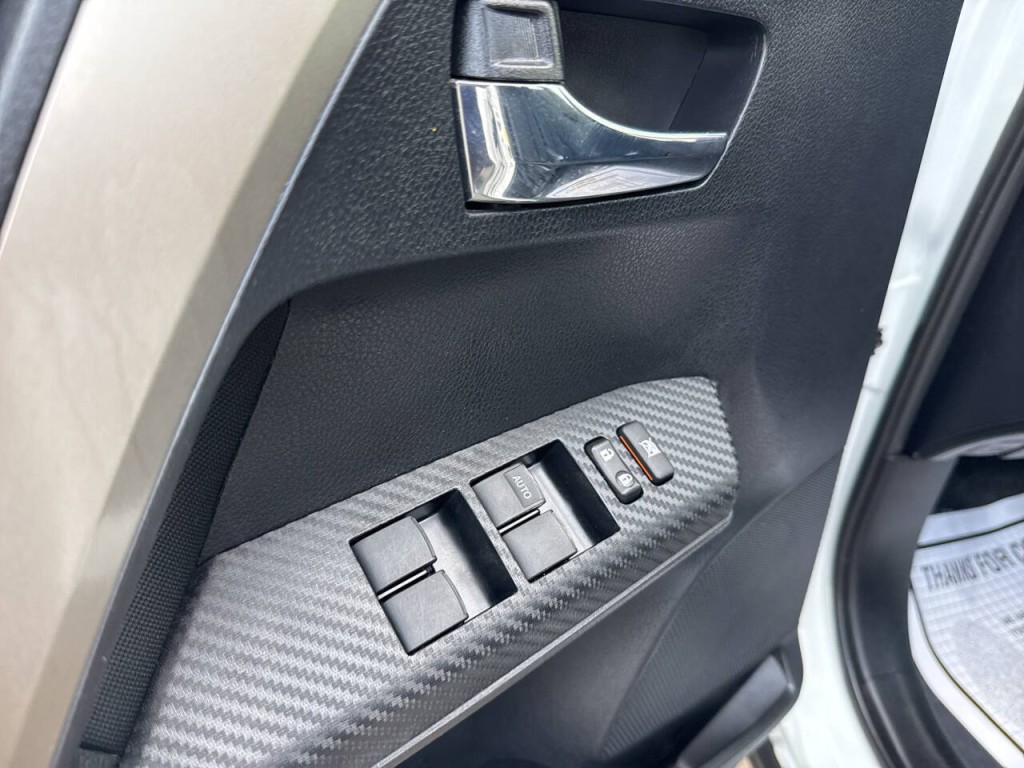 2014 Toyota Rav4 Image 15